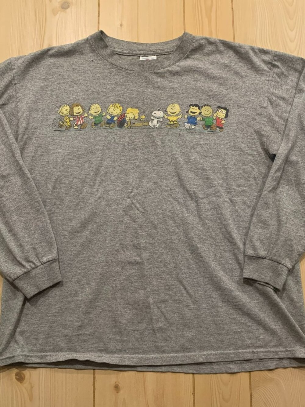 Vintage Y2K Peanuts Charlie Brown Cast United Feature Syndicate T-Shirt Size L